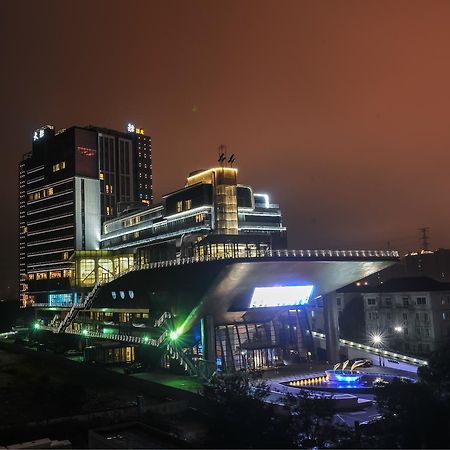 Shanghai Ship Hotel Exteriör bild