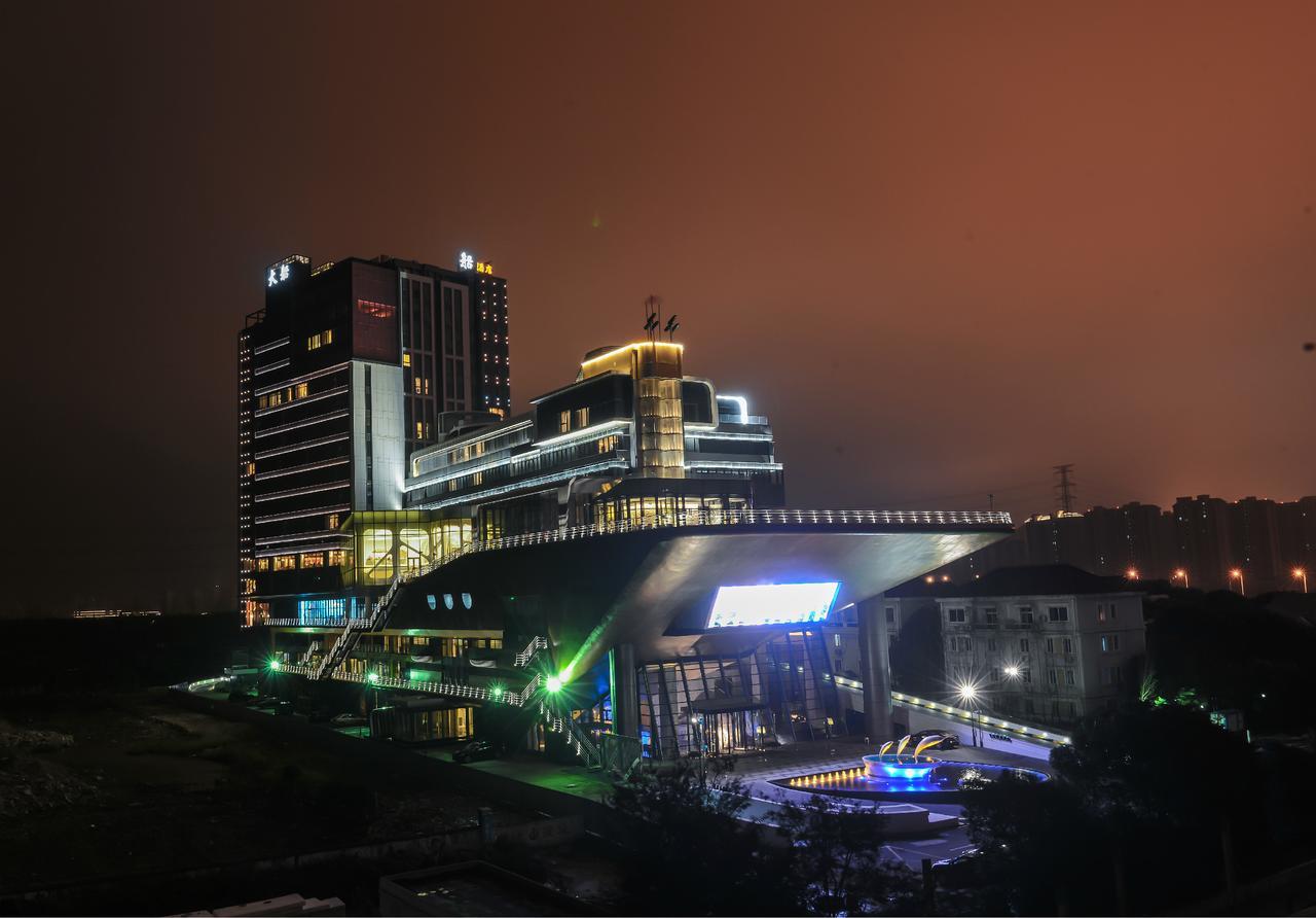 Shanghai Ship Hotel Exteriör bild